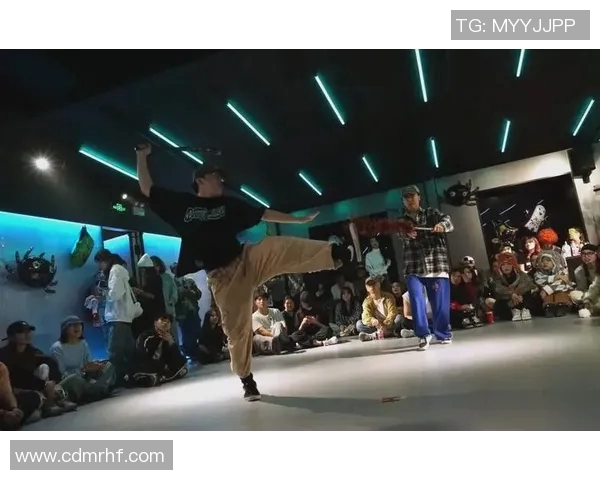 南京街舞队包夹现象深度解析与街舞文化的碰撞与融合